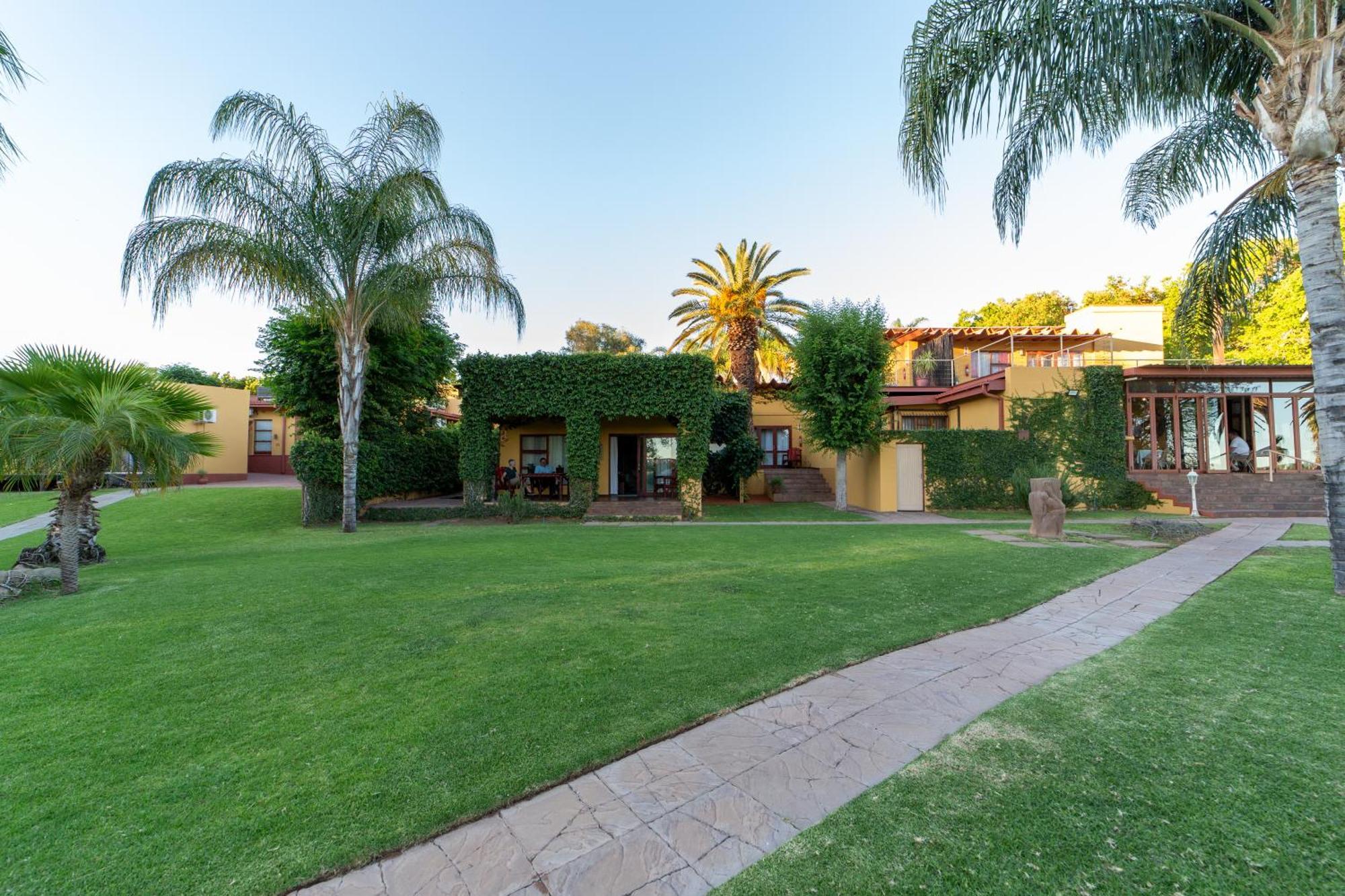 Sunriver Kalahari Lodge Riverside Stay In Upington Exterior foto